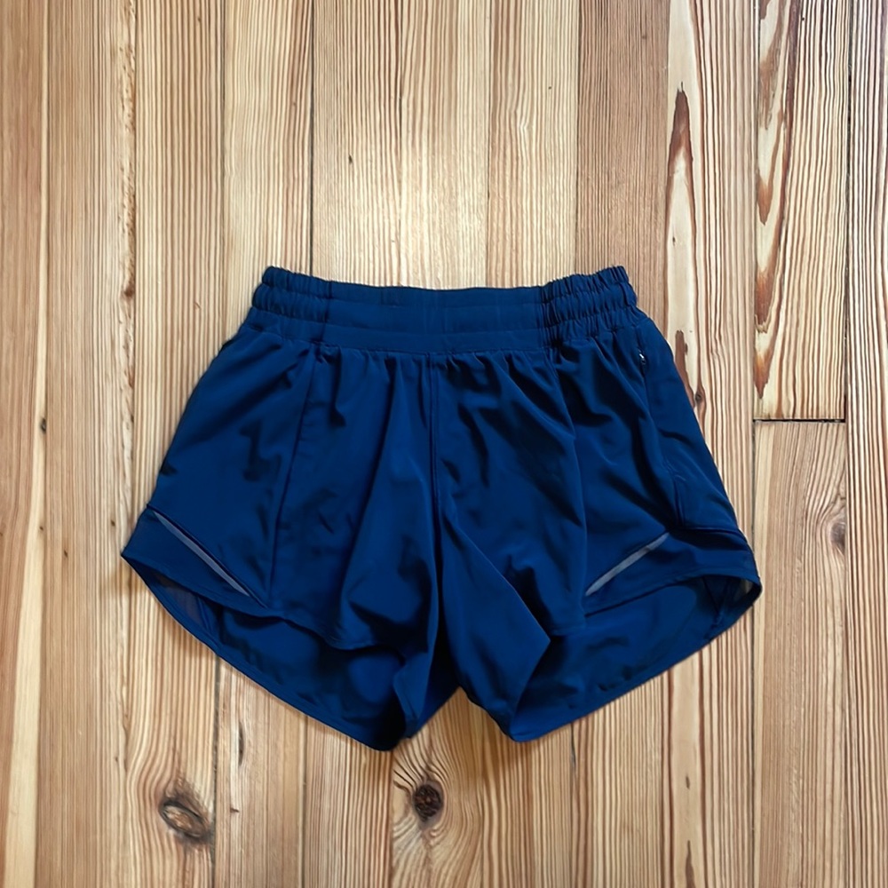 lululemon navy hotty hots size 4